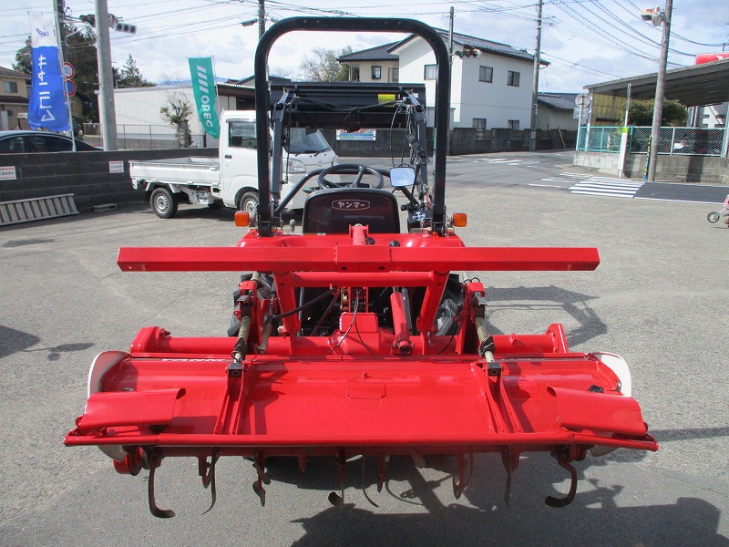 中古トラクター・ローダー付き