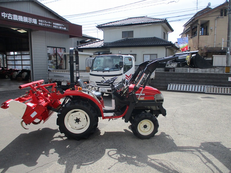 中古トラクター・ローダー付き