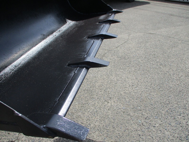 中古トラクター・ローダー付き