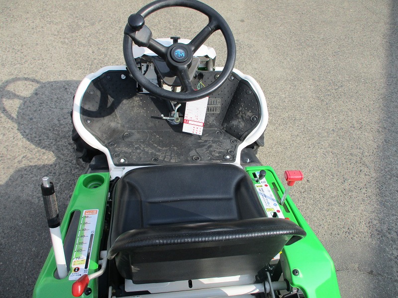 中古乗用草刈機