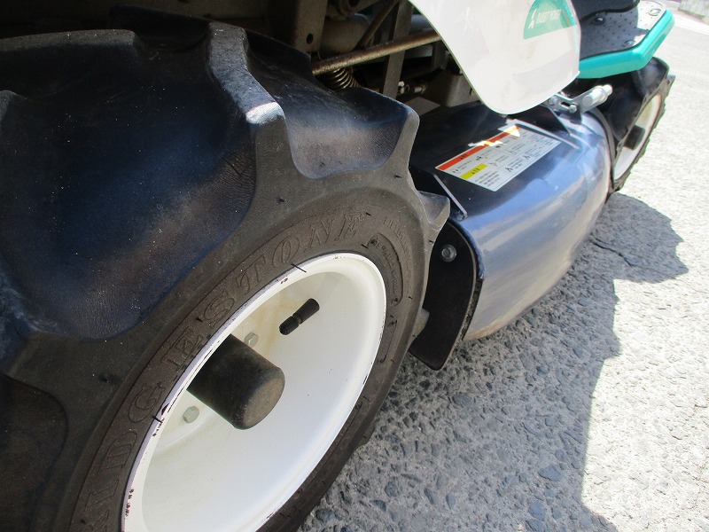 中古乗用草刈機