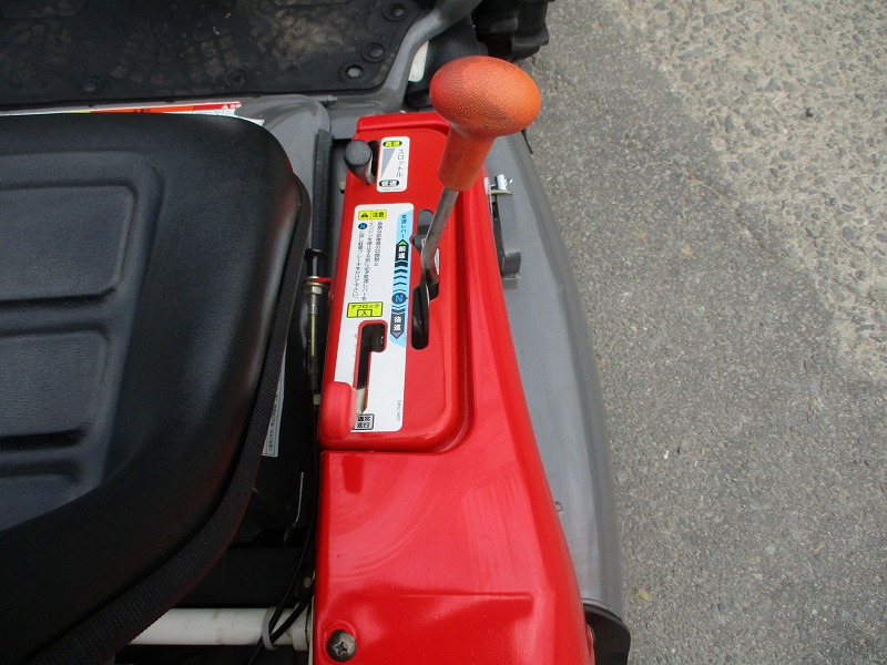 中古乗用草刈機