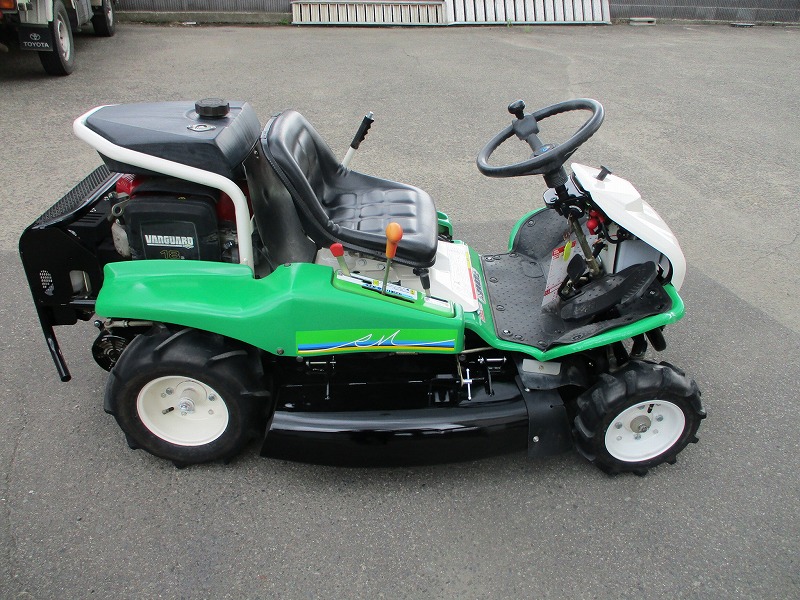 中古乗用草刈機