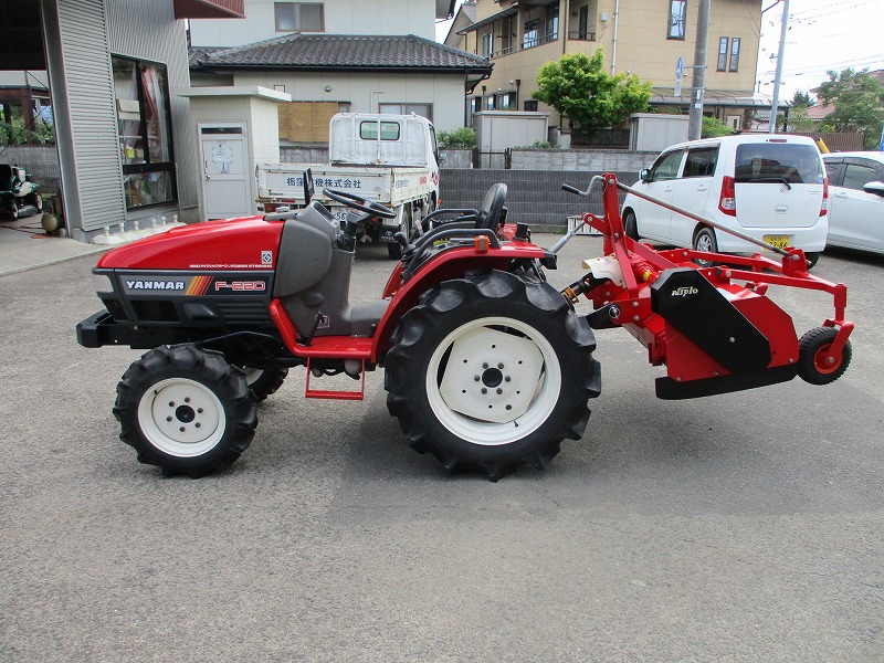 中古トラクター＋フレールモアー