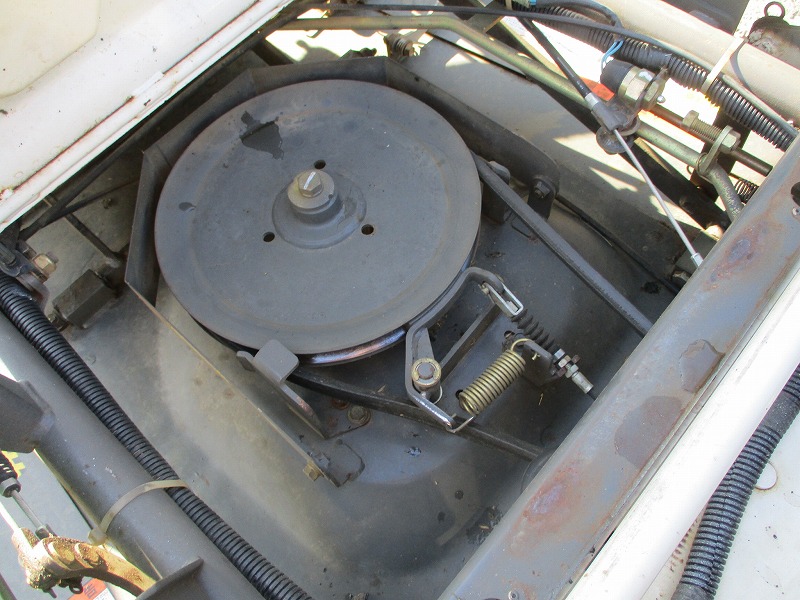 中古乗用草刈機