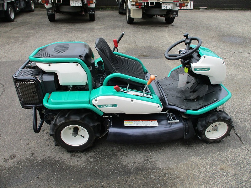 中古乗用草刈機