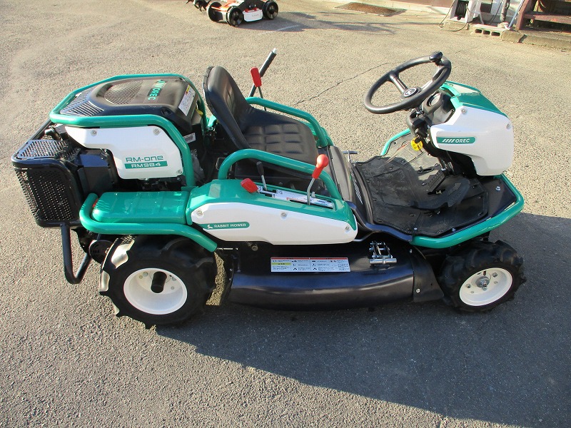 中古乗用草刈機