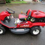 中古乗用草刈機