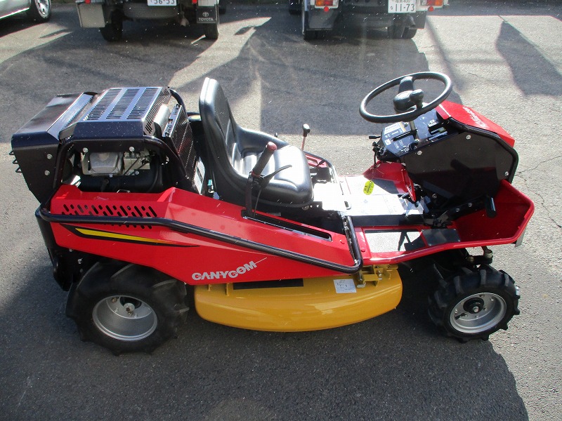 中古乗用草刈機