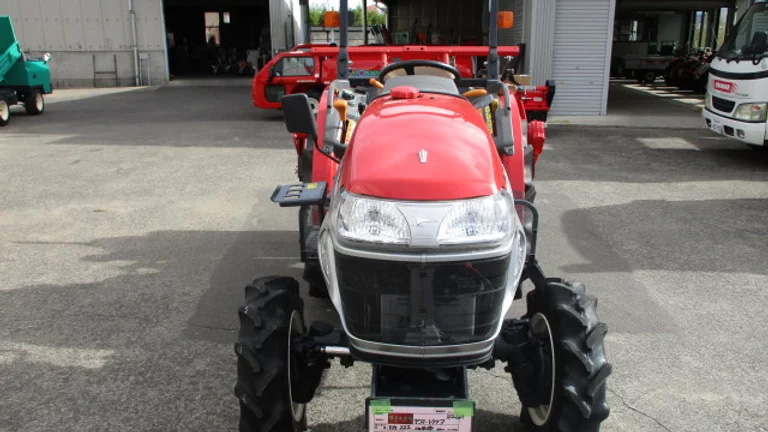 【中古】トラクター