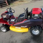中古乗用草刈機