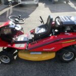 中古乗用草刈機